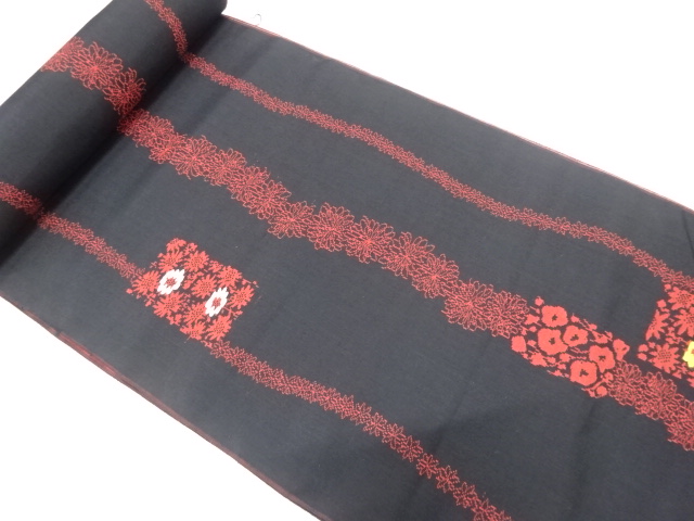 JAPANESE KIMONO / ANTIQUE BOLT FOR KIMONO / WOVEN WAVY STRIPE & FLOWERS